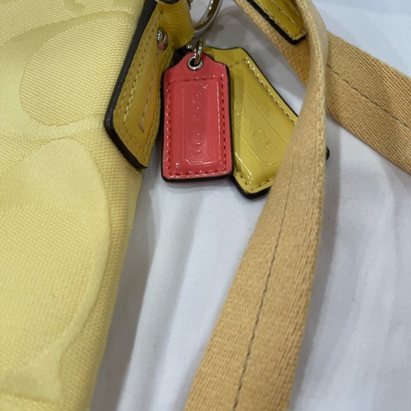 Coach Signature Stripe Duffle Shoulder Crossbody Bag F21905 Bright Yellow - Picture 2 of 16